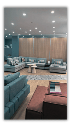 atolyelerden gelenler showroomda modern l koltuk mantar sehpa kumas secenekleri png